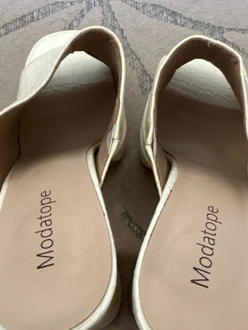 Modatope step into